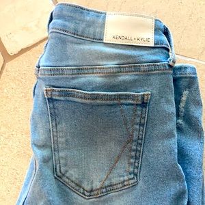 Kendall + Kylie Ultra Babe Skinny